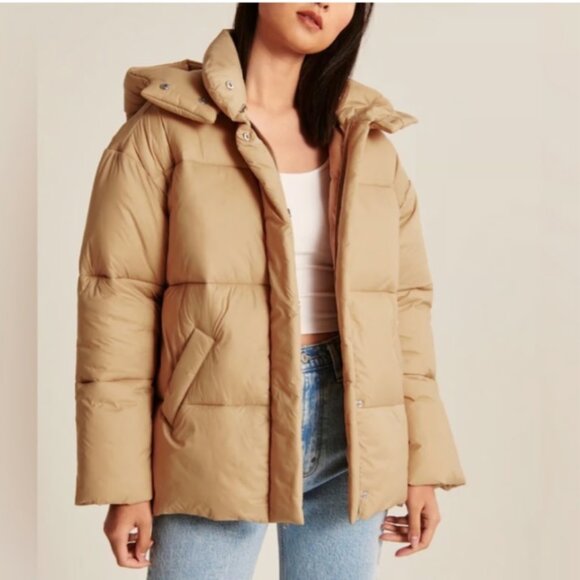 Abercrombie & Fitch Jackets & Blazers - Abercrombie & Fitch - Oversized Puffer Jacket - Size Small